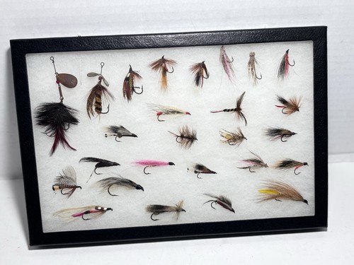 Vintage old buck tails - vintage,