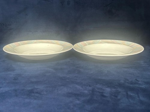 Wedgwood pastel lipped - pastel, 9"