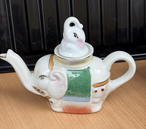 Collectable elephant teapot - collectable,