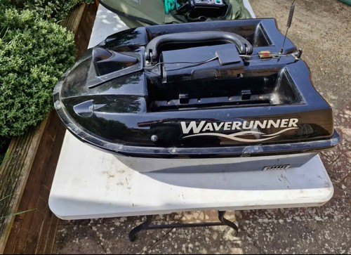 Waverunner double hopper bait