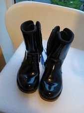 UGG " CORENE" BLACK  PATENT LEATHER LACES TIE BOOTS SZ 9/EUR 27