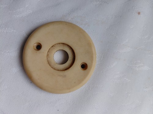 One single bakelite backplate - single,