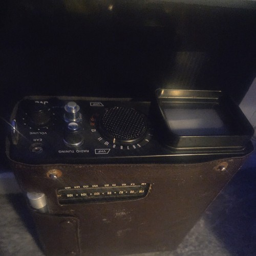 1000 jvc vintage portable tv - p-1000,