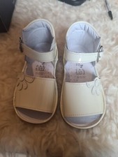 Selling Fofito Baby Sandals