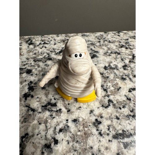Club penguin mummy figure - mummy,
