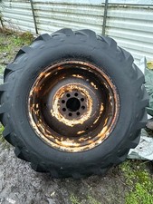 16,9x28 ford tractor wheel and