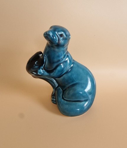 Poole blue gloss ceramic seal - gloss,