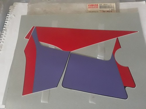 Genuine yamaha left cowling - genuine,