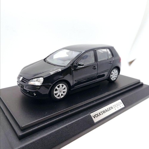 Novelty volkswagen golf - 1/24,