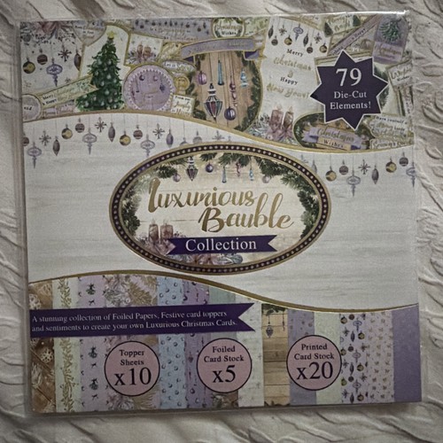 Luxurious bauble christmas - luxurious,