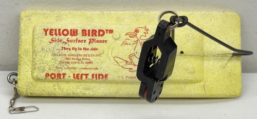 Vintage yellow bird side - yellow,
