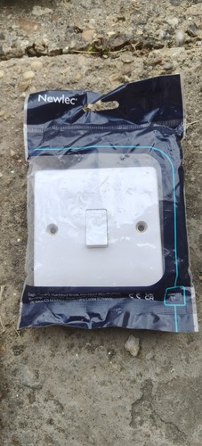 Newlec double pole 20amp - double,