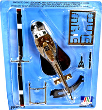 Italeri- FABBRI- Bell UH-1D Huey, Military HELICOPTER, Die-Cast Metal Model Kit.