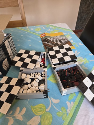 Lego iconic chess set - chess,