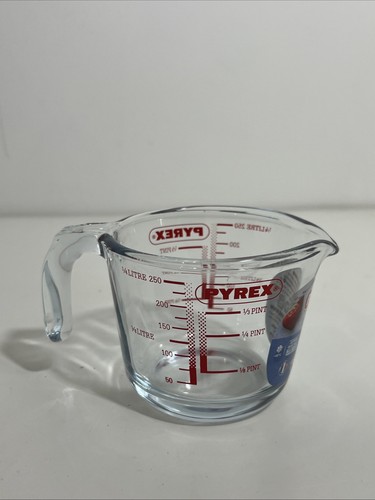 Pyrex 25l measuring - 0.25l, jug