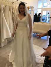 NEW NEVER WORN OR ALTERED Caroline Castigliano ivory wedding dress size 16