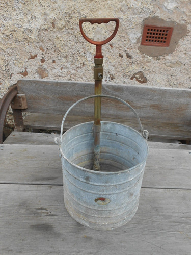 Vintage galvanised bucket - galvanised,