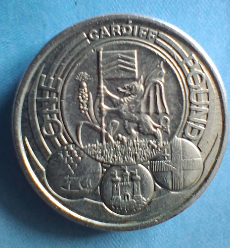 2011 old pound coin - 2011,