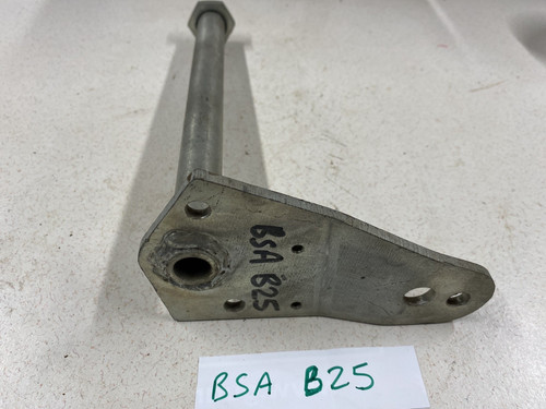 Bsa b25 swinging arm pivot - ,