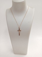 9ct Rose  Gold Crucifix  Pendant & 42cm Open Curb Link Chain 3.32g Gift Boxed 