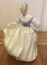 ROYAL DOULTON FIGURE - My FAIR LADY HN3216 Small Figurine in Excellent Condition