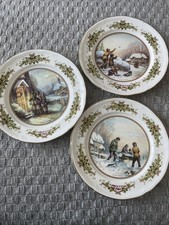 Aynsley Christmas Plates Set