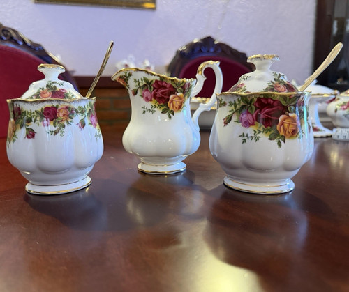 Royal albert old country roses - albert,