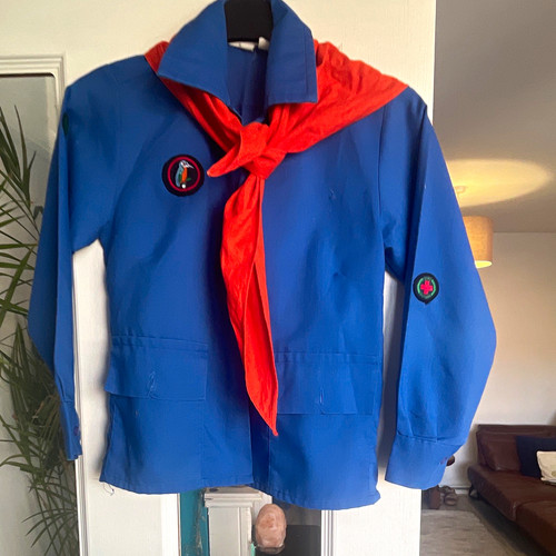 Girl guides 1980s blue uniform - guides,