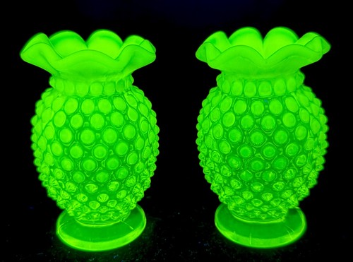 Vtg fenton yellow - yellow, topaz