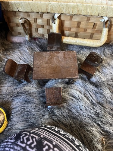 Vintage old table chairs dolls - old,