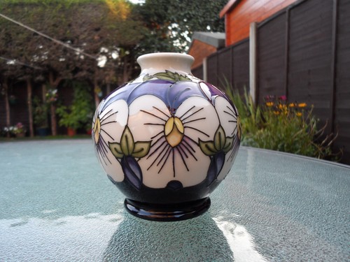Moorcroft viola wing pattern - viola,