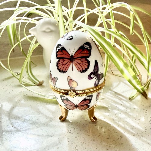 Vintage porcelain egg shaped - vintage, egg-shaped