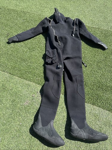 Hooded black immersion suit - black,