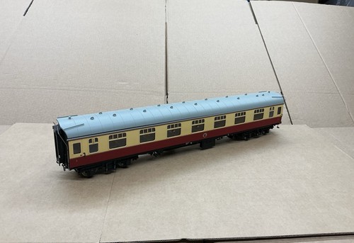 Heljan gauge passenger coach - heljan,