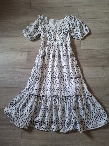 Next white black embroidered - &,