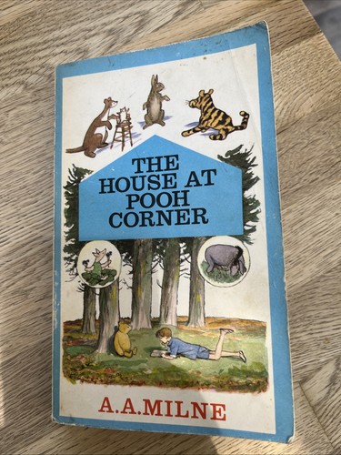Milne the house at pooh - a.a,