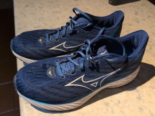 Used mizuno wave rider - rider, 28