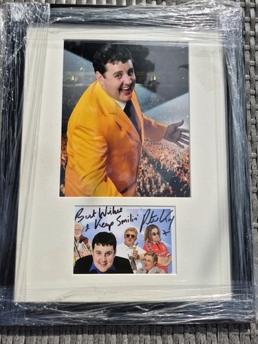 Peter kay signed photo - kay,