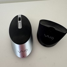 Sony Vaio Bluetooth Laser Mouse VGP-BMS77 & Charging Holder / sr2