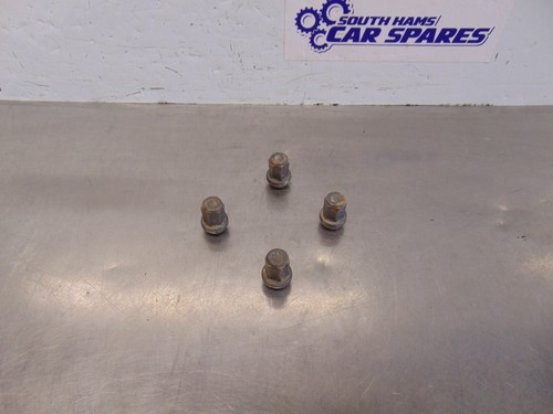 Daihatsu fourtrak wheel nuts - fourtrak,