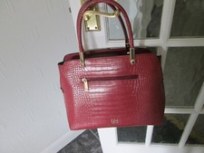 BESSIE LONDON RED GRAINED 2 HANDLE HANDBAG VGC