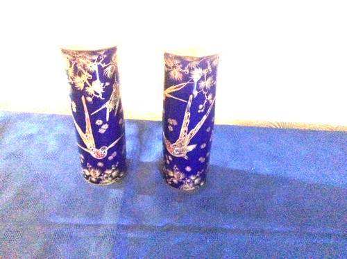 Crown ducal pair vases gold - of,