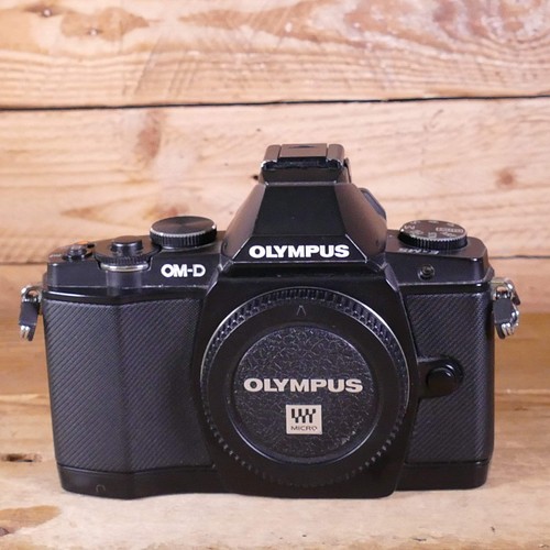 Used olympus m5 black - om-d, e-m5