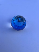 Lovely Blue ( Swarovski ?)