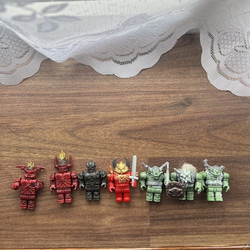 Mega bloks dragons - mega, figures