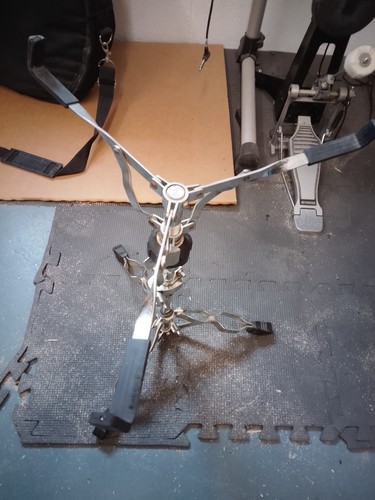 Snare drum stand - snare,