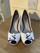 STACCATO white leather peep toe wedge shoes, UK SIZE 5, heel height 8cm