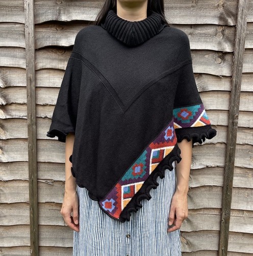 Peruvian alpaca wool poncho - alpaca,