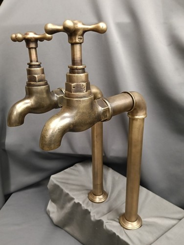 Aged brass supertall - aged, bib