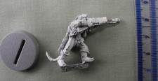 NECROMUNDA RATSKIN RENEGADE Metal Ratskins Gang Member Figure 40K 1990s 2